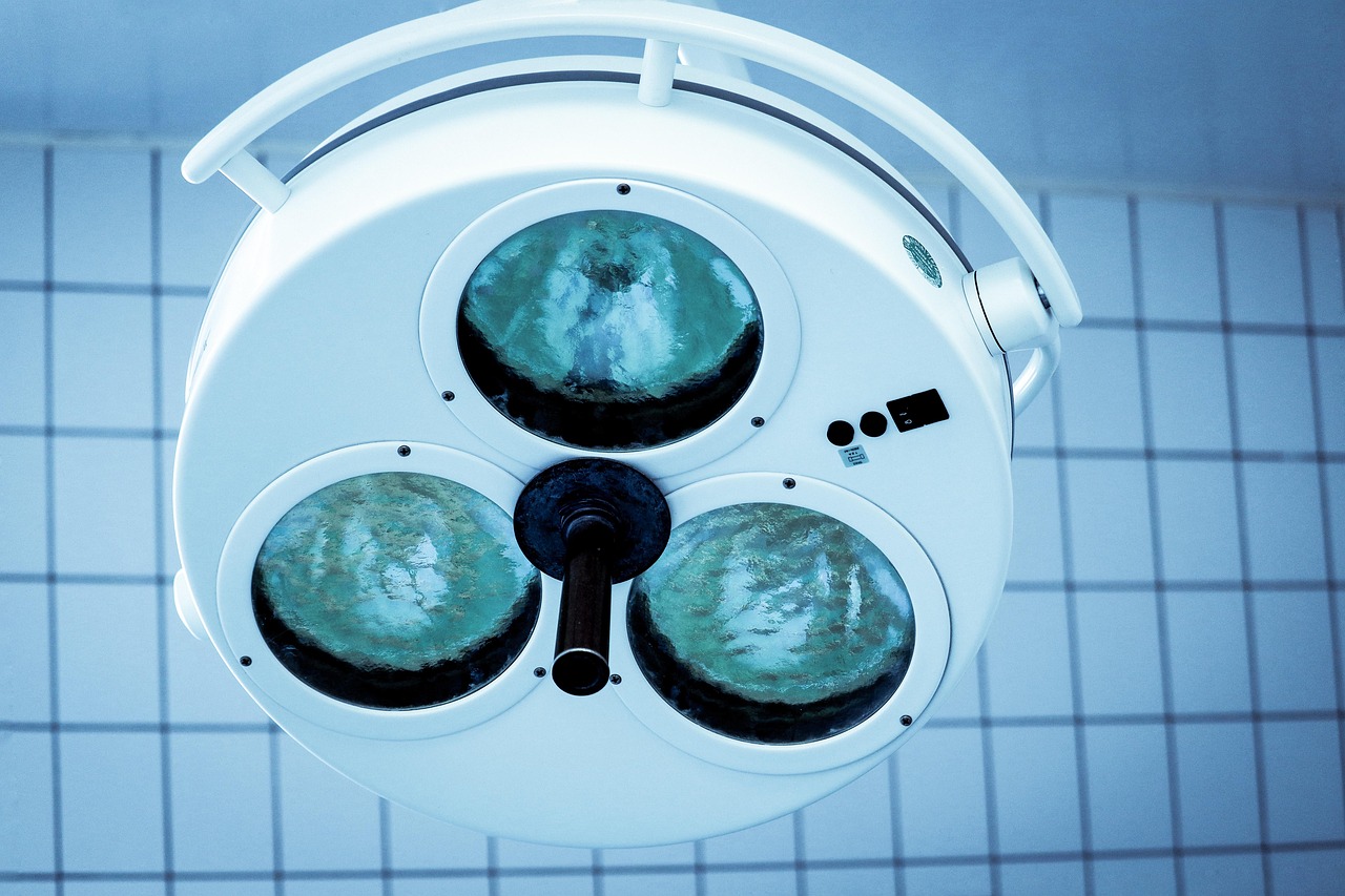 可乐2娱乐，注册|装饰性的广告和文化黑色幽默广告：哪种更好？