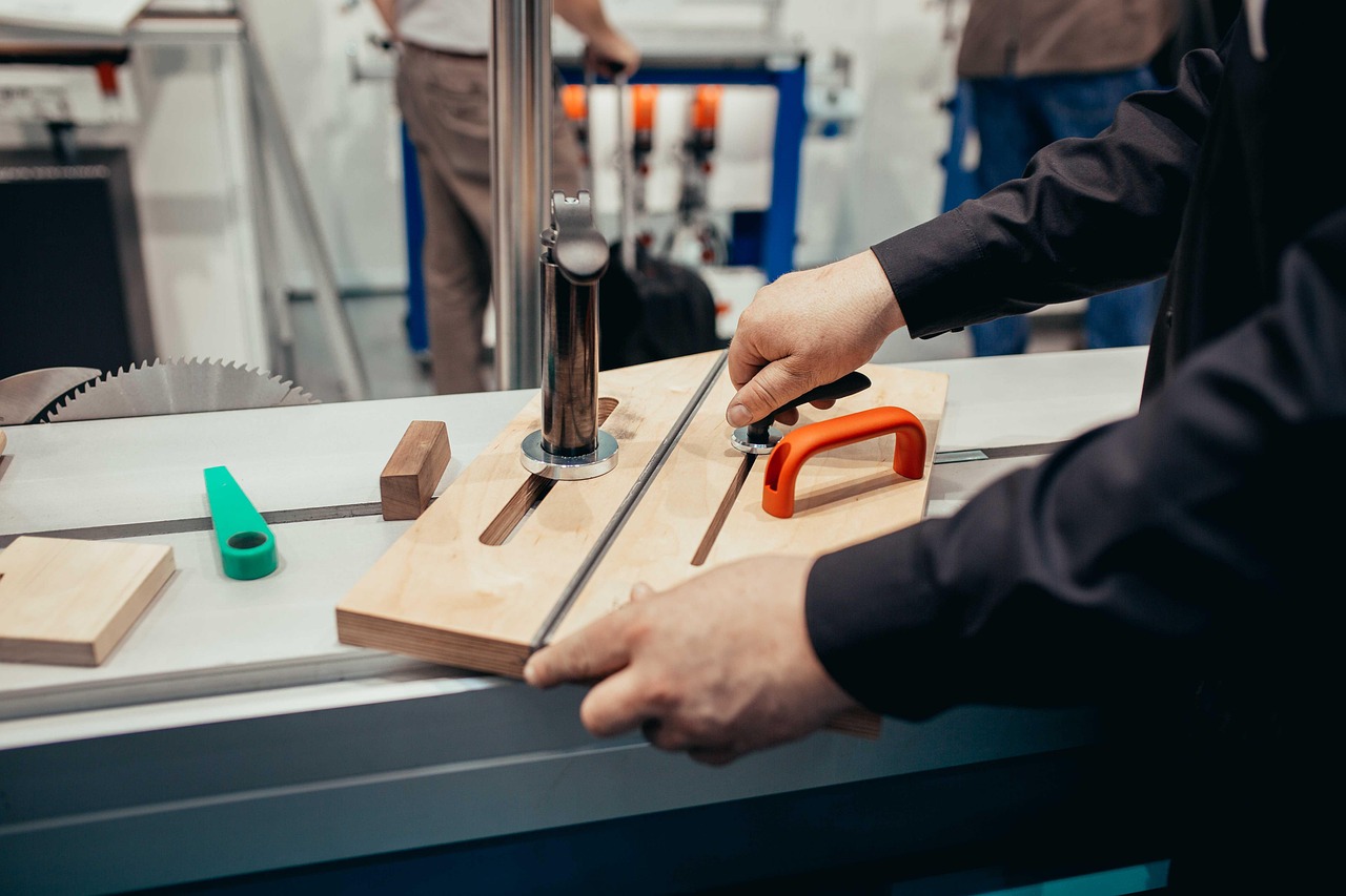 VX小号买卖：奔驰配件购买平台